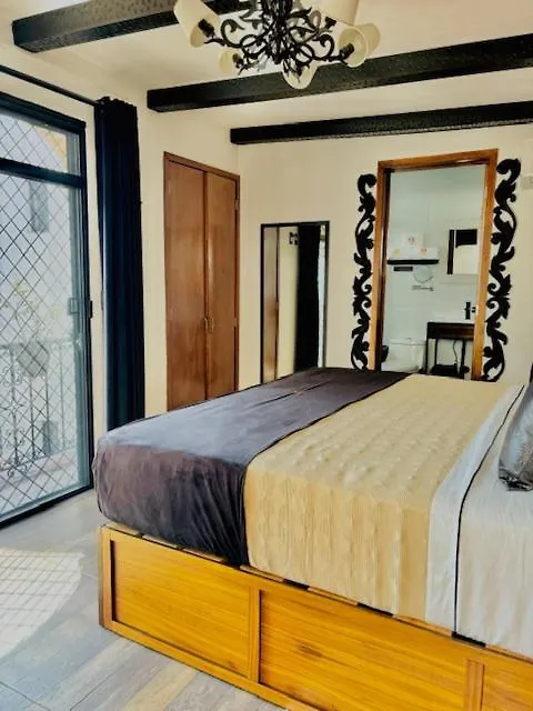 Hotel Boutique La Mansion Гвадалахара